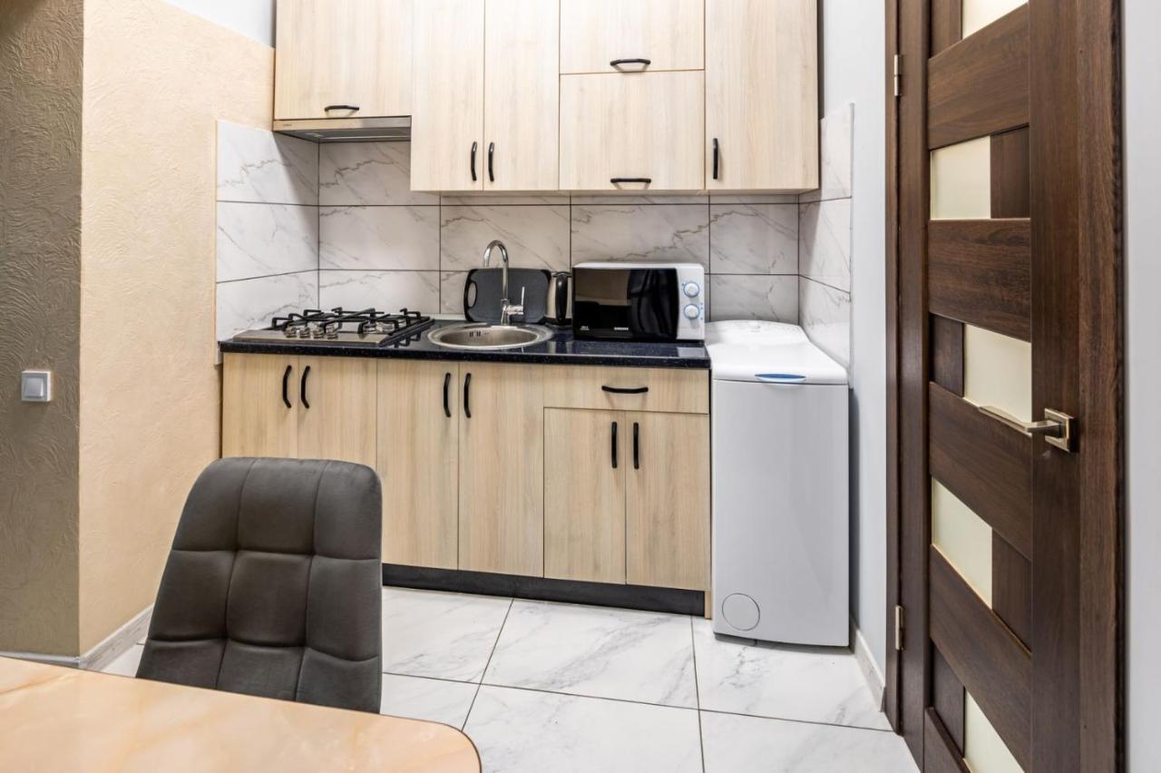 Apartments Galitskaya Street Λβιβ Εξωτερικό φωτογραφία