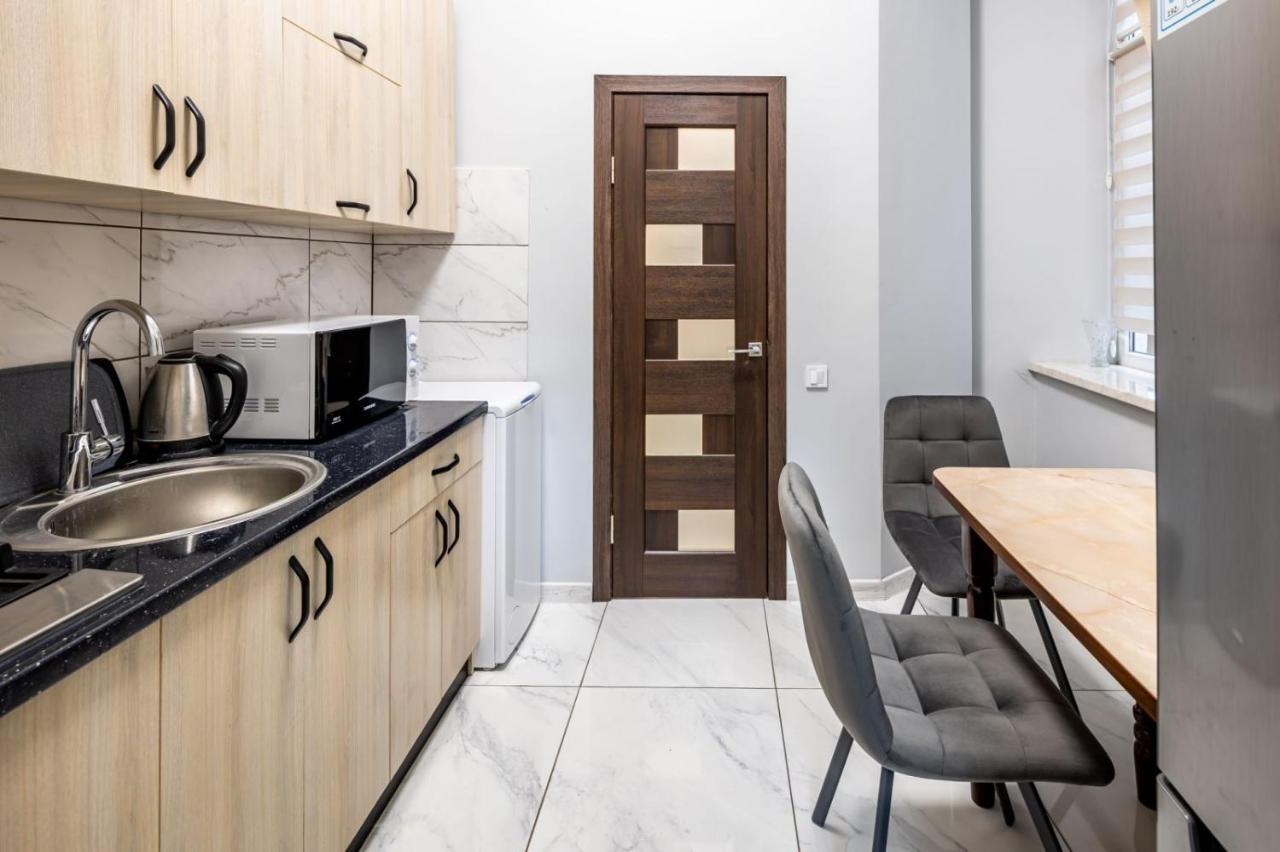 Apartments Galitskaya Street Λβιβ Εξωτερικό φωτογραφία